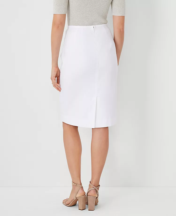 The Pencil Skirt In Linen Blend 2 The Pencil Skirt In Linen Blend - Image 2