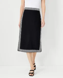 Petite Embroidered Side Slit Pencil Skirt -Outlet Modern Muse Closet Store 614351 2222 ALT2