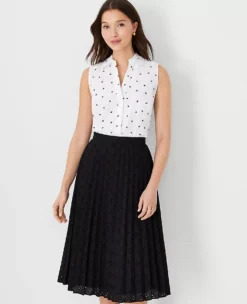 Petite Floral Sleeveless Essential Shirt